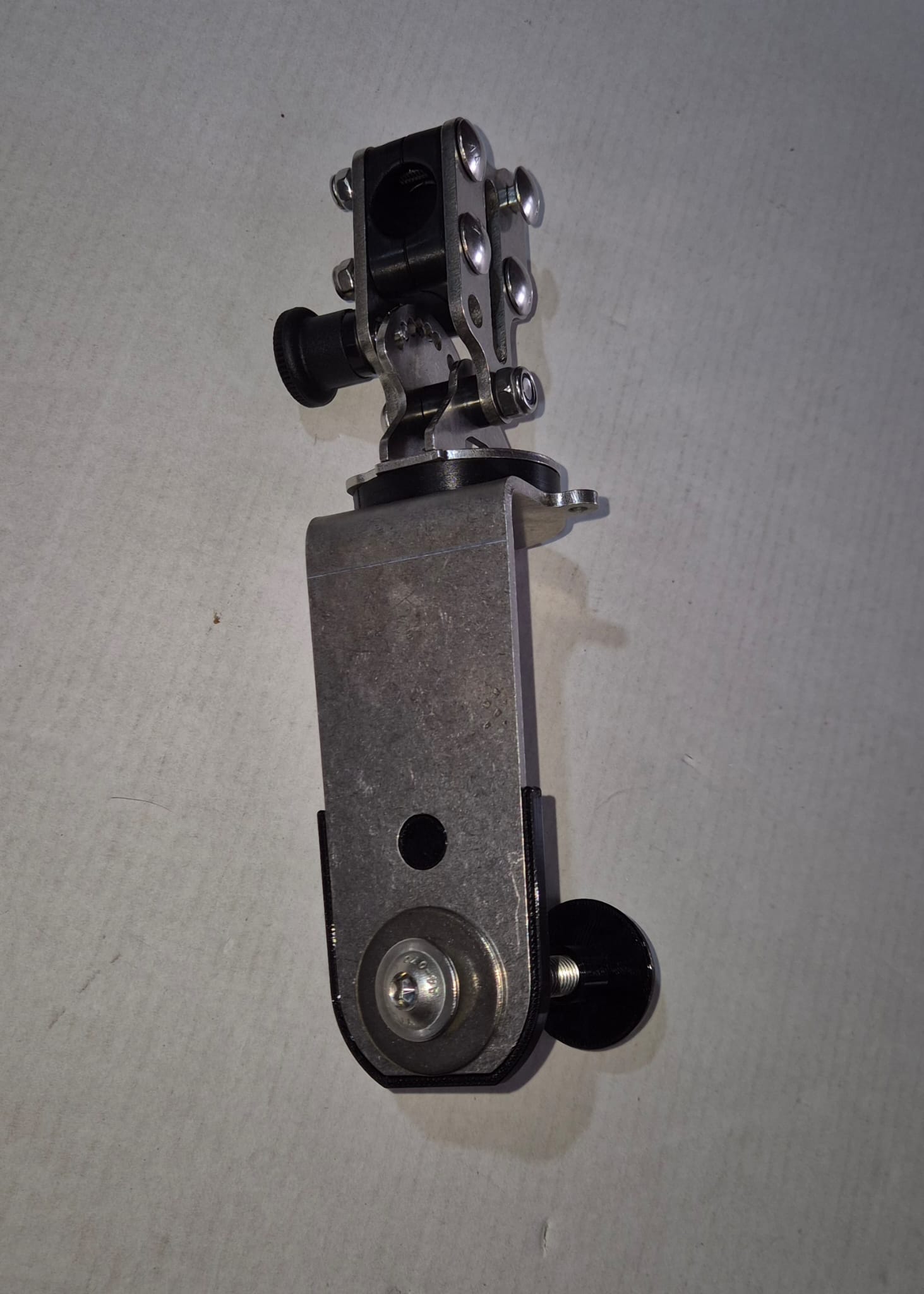 LVS 42/44 Perspective Cast Geberkonsole V4A